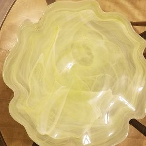 Glass dish